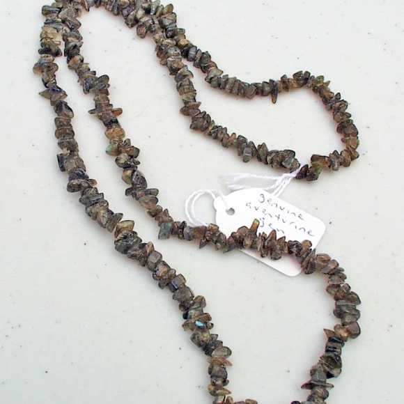 NECKLACE, AVENTURINE CHIPS GEMSTONE, TAG ON, 26 INCHES LONG, GREEN - Picture 2 of 2